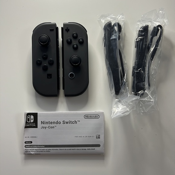 Nintendo Switch Joy Cons - Grey - Picture 3 of 3